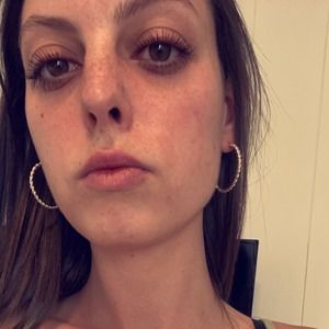 Meet your Posher, Ashly